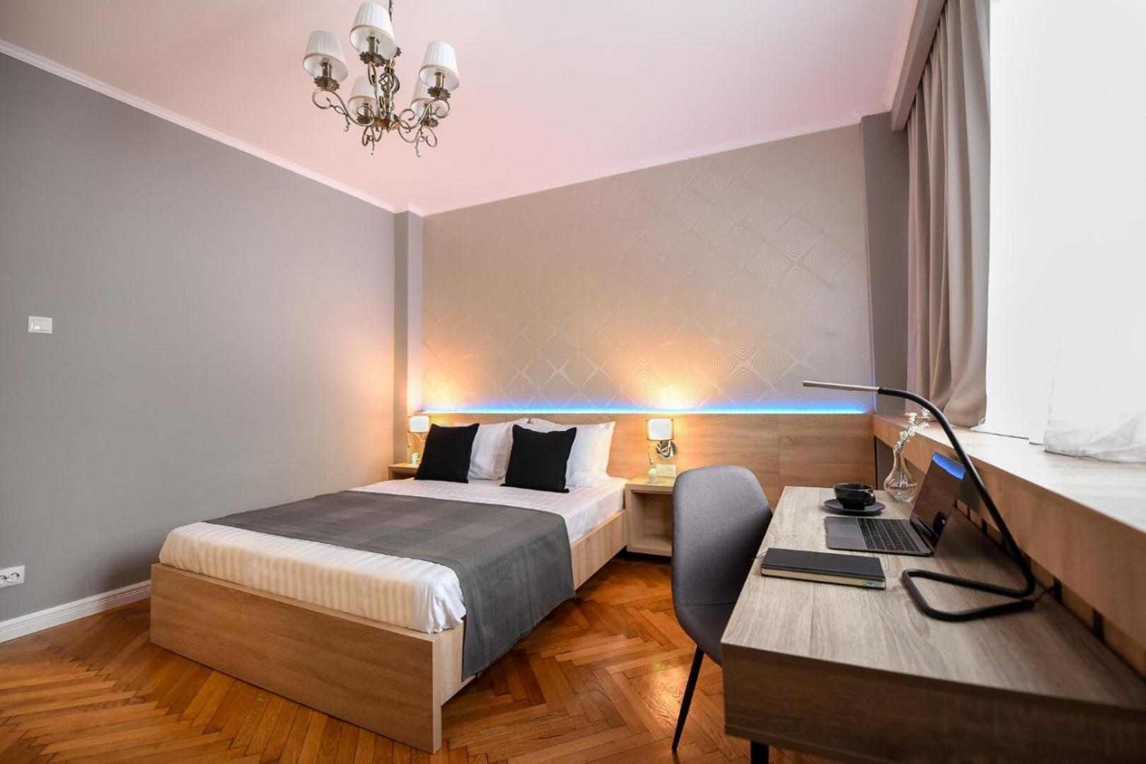 City Center Getaway - Cozy Accommodation For Your Perfect Stay Bucharest Room photo