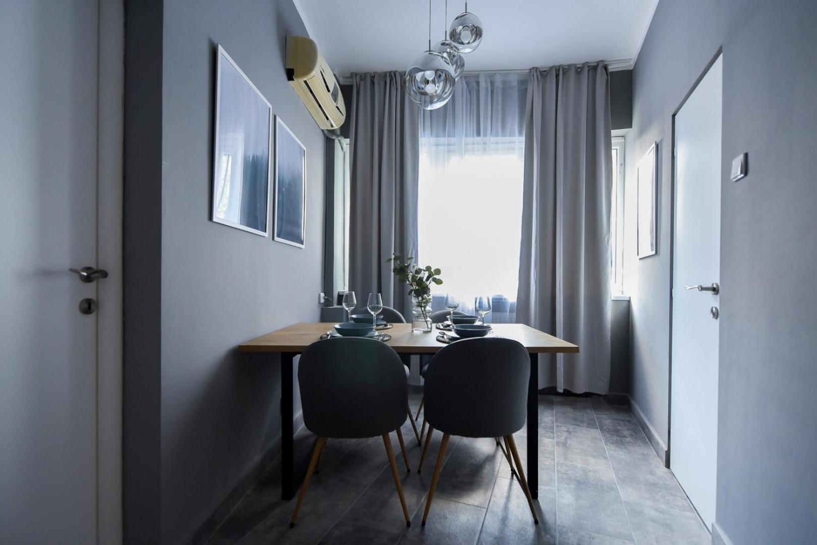 City Center Getaway - Cozy Accommodation For Your Perfect Stay Bucharest Room photo